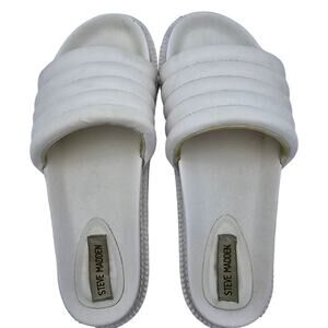 Steve Madden Womans size 10 Canny Puff Platform Slides Sandals in White Slip On